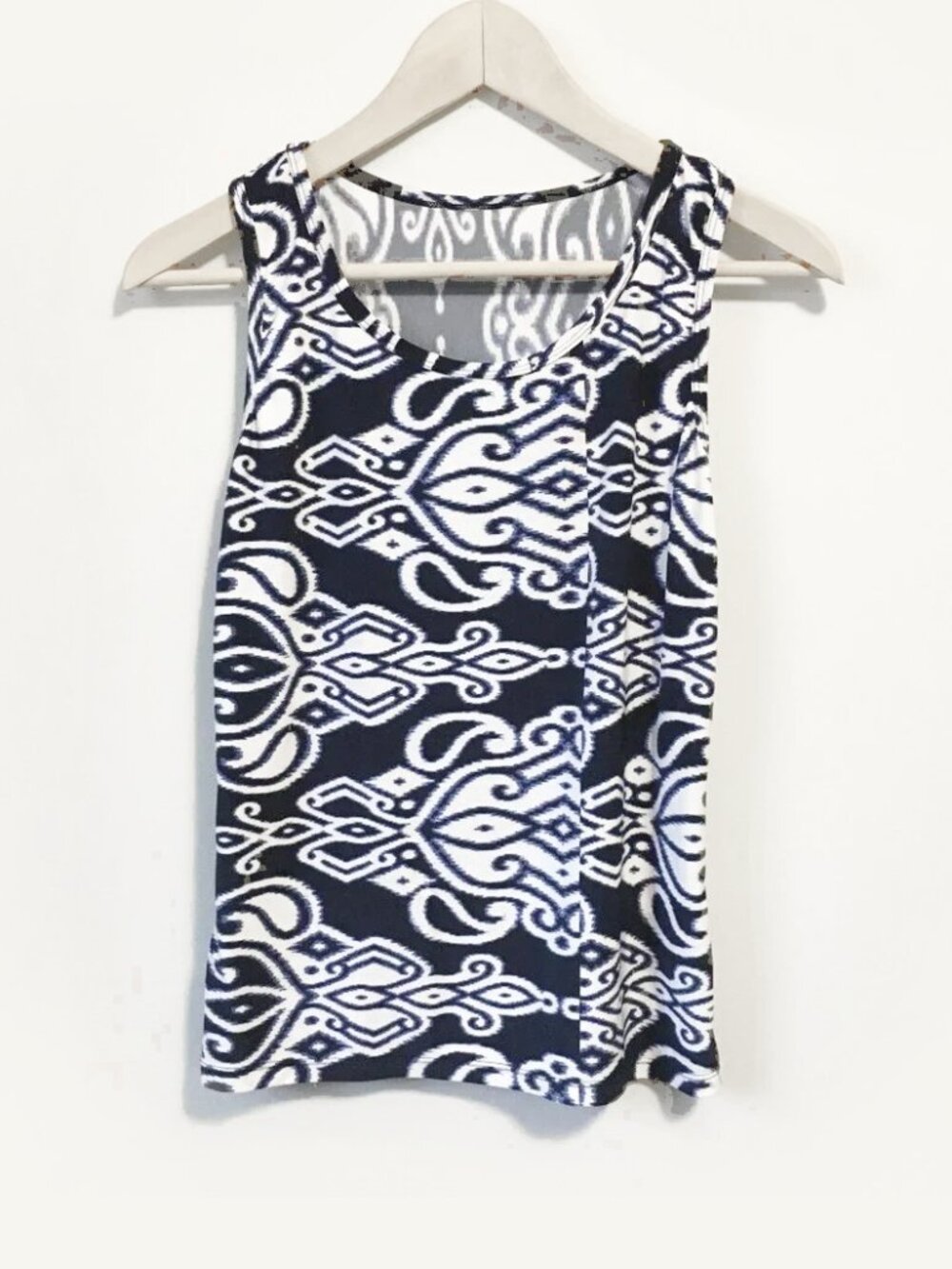 Handmade TribalDamask Print Navy Blue and White Stretchy Tank Top